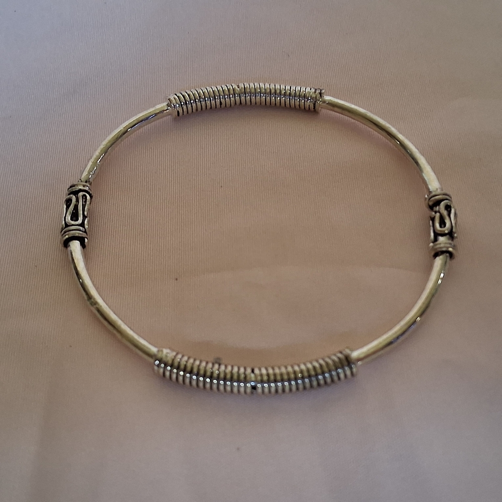 Silver Tone Bangle Bracelet Thin Coiled Accents Egyptian Style Boho Gypsy